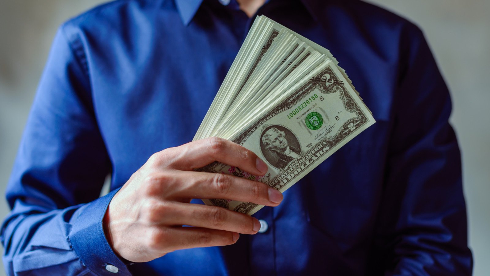 Chi phí chuyển đổi USD sang VND