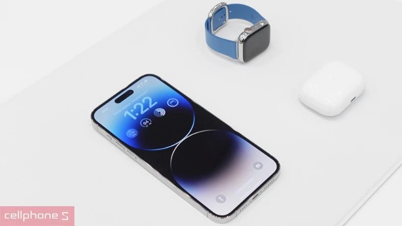 iPhone 14 giá bao nhiêu tiền Việt Nam, ảnh minh họa các tính năng thông minh trên iPhone 14