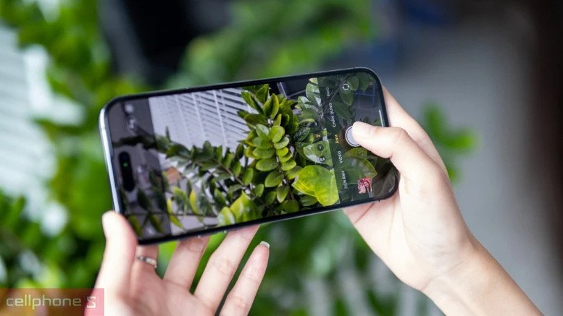 iPhone 14 giá bao nhiêu tiền Việt Nam, ảnh minh họa cụm camera của iPhone 14