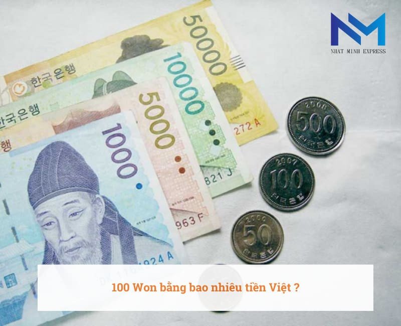 Người đàn ông cầm tiền Won Hàn Quốc và tiền Việt Nam, minh họa việc 100 Won bằng bao nhiêu tiền Việt Nam