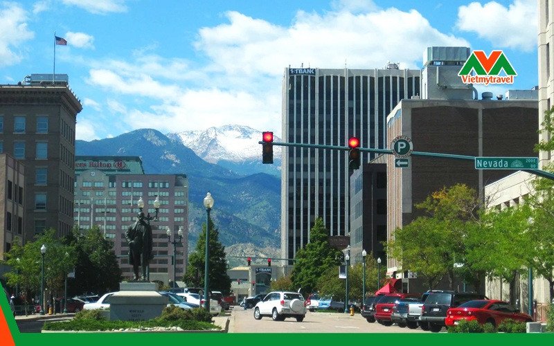 Thung lũng đẹp như tranh vẽ ở Colorado, một trong những bang giàu có và đáng sống tại Mỹ