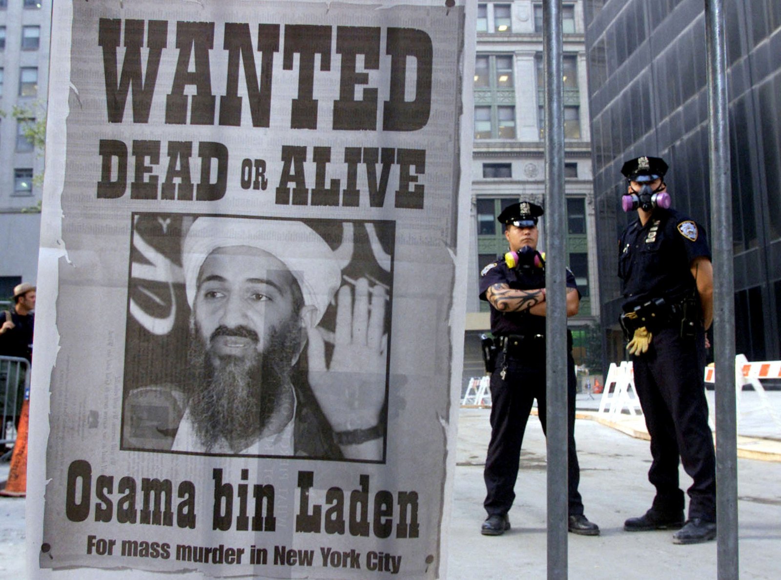 Tờ báo New York với lệnh truy nã Osama bin Laden sau cuộc tấn công 11/9