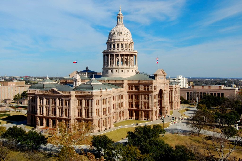 Tòa nhà Quốc hội Bang Texas (Texas State Capitol) tại Austin, biểu tượng của nền giáo dục và chính quyền tiểu bang