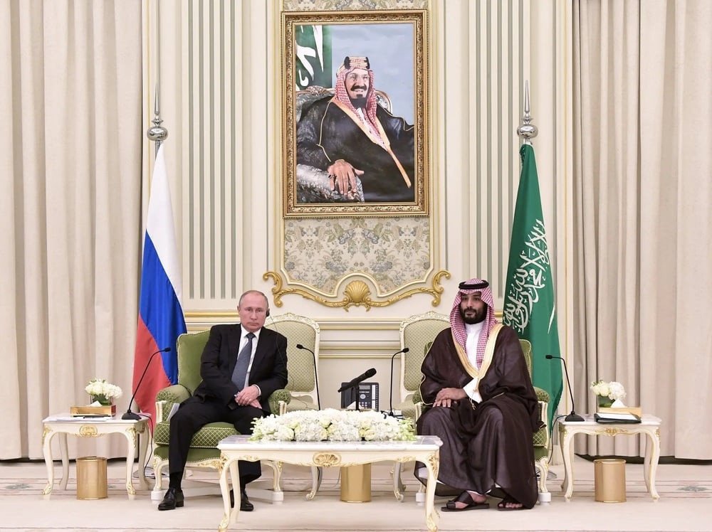 Tổng thống Nga Vladimir Putin và Thái tử Mohammed bin Salman thảo luận hợp tác năng lượng