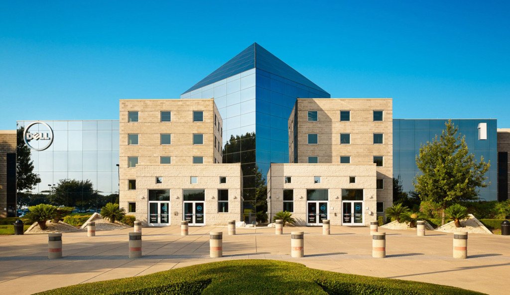 Trụ sở Dell Technologies tại Round Rock, biểu tượng của ngành công nghệ phát triển mạnh mẽ tại một tiểu bang **rộng lớn về mặt địa lý**