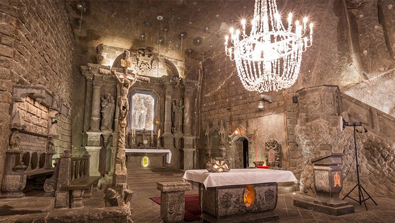 Thành phố ngầm trong mỏ muối Wieliczka, Ba Lan
