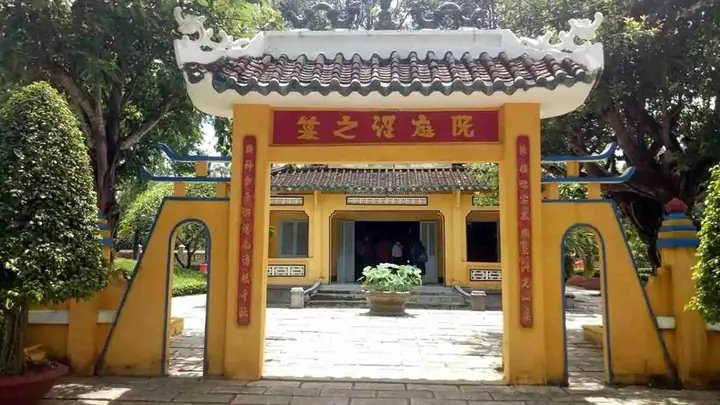 Khu Läng Má» Nguyá» N Äã¬nh Chiá»u