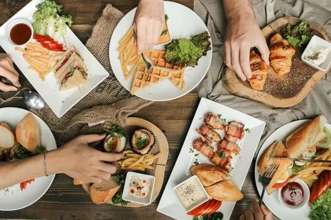 Top 14 Điểm Ăn Vặt 'gây Bão' Trong Cộng Đồng Giới Trẻ Hải Dương