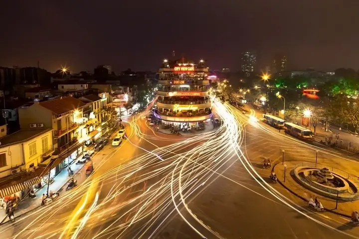 Người Dùng Muốn Tìm Kiếm Những Hình Ảnh Đẹp Về Đường Phố Hà Nội Trên Google.