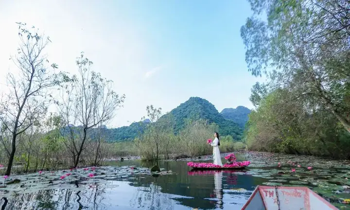 Around 60 Kilometers Southwest Of Ha Noi