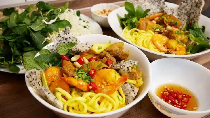 Ăn Gì Trên Đường Đi Đến Bà Nà Hills Từ Hội An
