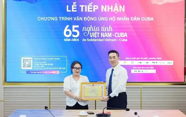 Cập Nhật Thông Tin Thường Xuyên