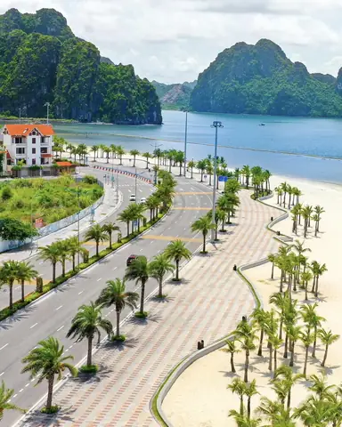Ngoài Bãi Cháy, Hạ Long Còn Có 1 Bãi Biển Đẹp Khác: Từng Là