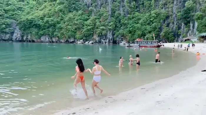 Bãi Tắm Hoàng Tử Bãi Tắm Hoàng Tử
