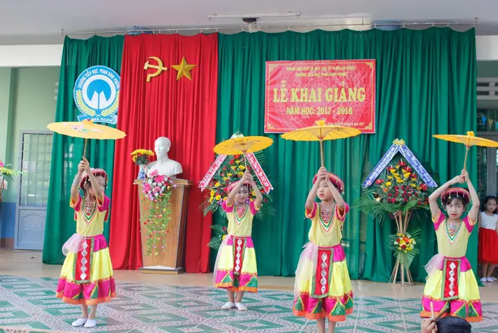 Bài Nhạc Ngày Khai Giảng Tươi Vui – Vui Đến Trường