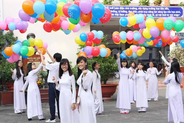 Nhạc Khai Giảng Năm Học Mới – Áo Dài Ơi