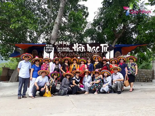 Ghềnh Ráng Tiên Sa Ghềnh Ráng Tiên Sa