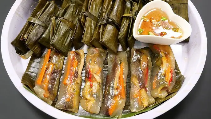 Bánh Bột Lọc Giao Tại Nhà: Hướng Dẫn Đặt Hàng Và Bí Quyết Chọn Địa Điểm Uy Tín