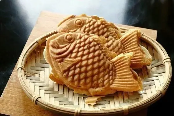 Bánh Cá Sóc Nâu Đà Nẵng: Món Ăn Vặt Đặc Trưng Gây Thương Nhớ