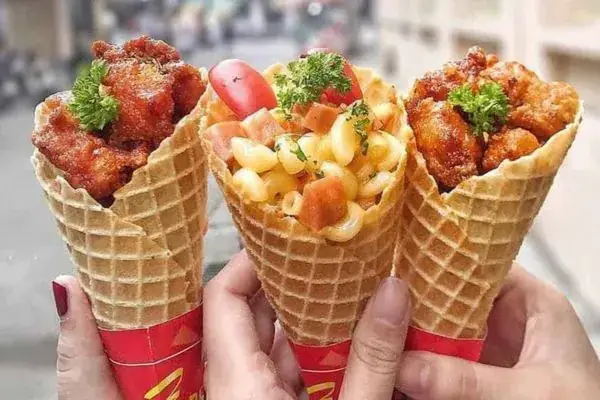 Pizza Cone (gà Rán, Nui Phô Mai Ốc Quế)