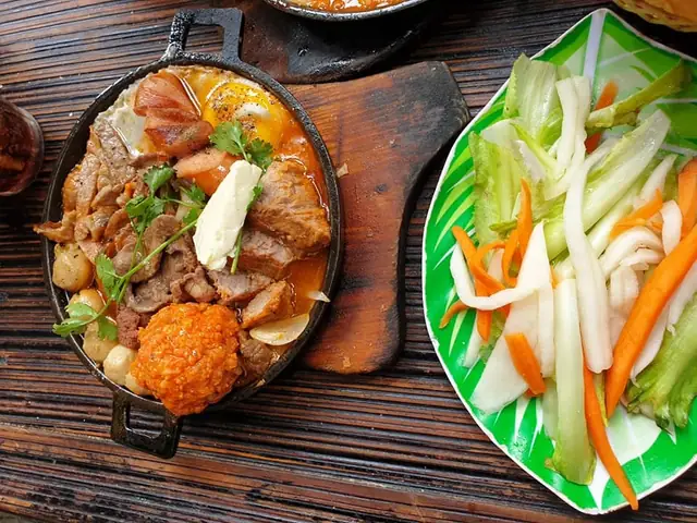 Bánh Mì Chảo Ngon Ở Sài Gòn – Cô 3 Hậu