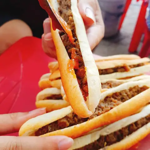Nguồn Gốc Bánh Mì Que Hải Phòng