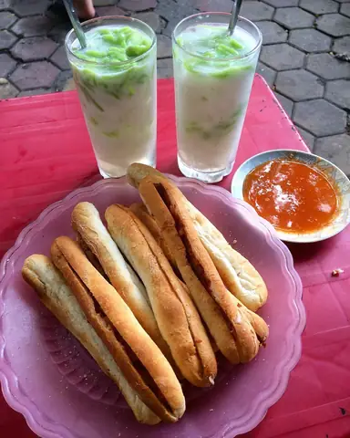 Bánh Mì Que Hải Phòng Ăn Như Thế Nào Là Chuẩn Nhất?