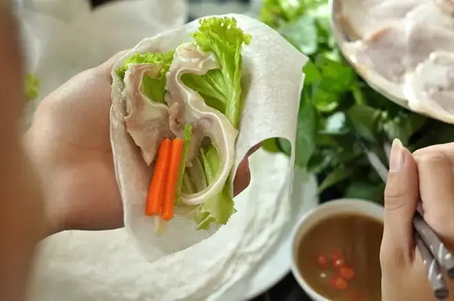 Ấn Tượng Khó Quên Cho Du Khách Nước Ngoài