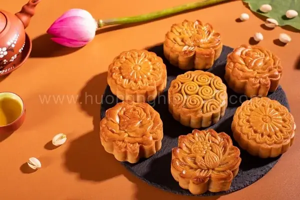 Bánh Trung Thu Làm Từ Gì? Tổng Hợp Nguyên Liệu Truyền Thống & Hiện Đại Bánh Trung Thu Làm Từ Gì? Tổng Hợp Nguyên Liệu Truyền Thống & Hiện Đại