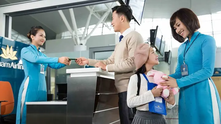 Quy Định Của Vietnam Airlines Về Độ Tuổi Được Đi Máy Bay Một Mình Của Trẻ Em