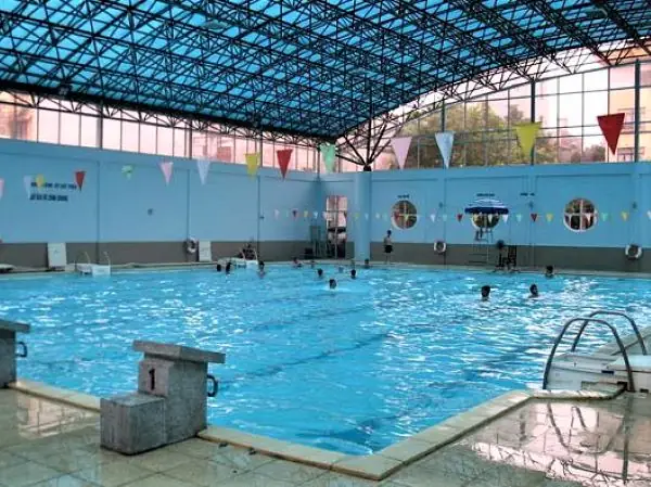Giới Thiệu Chung Bể Bơi Học Viện Tài Chính