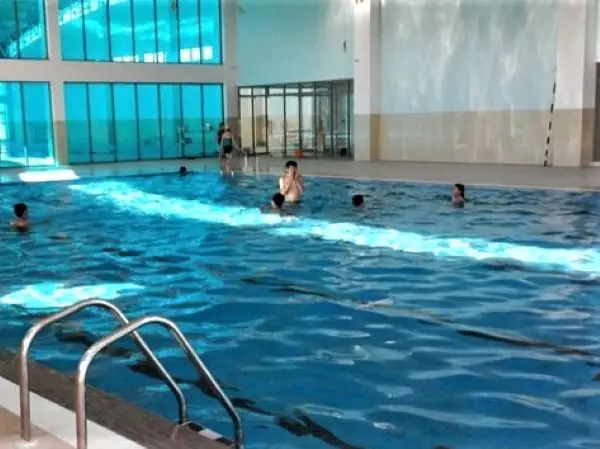Trang Thiết Bị Phục Vụ Tại Bể Bơi Học Viện Tài Chính