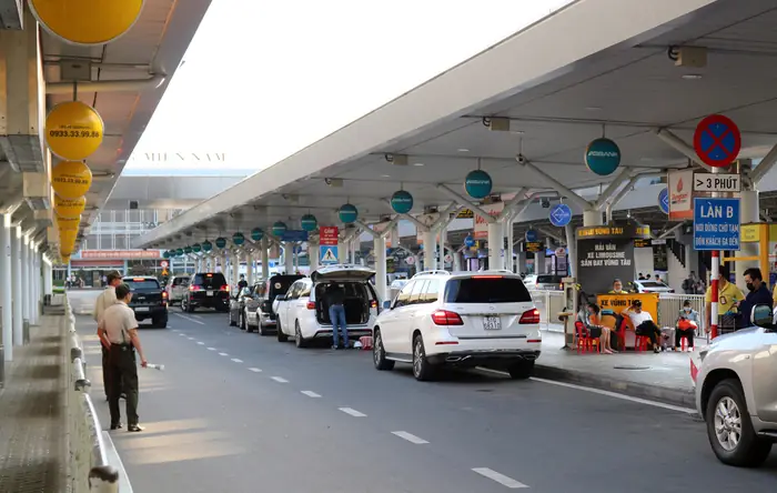 Bến Xe Miền Tây Đi Sân Bay Tân Sơn Nhất Bao Nhiêu Km