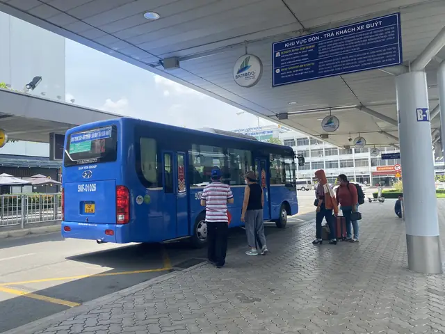 Bến Xe Phương Trang Gần Sân Bay Tân Sơn Nhất