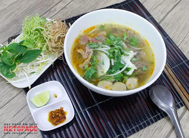 Bò Né Tiếng Anh Là Gì? Cẩm Nang Chi Tiết Về Tên Gọi, Cách Dùng Và Văn Hóa Ẩm Thực