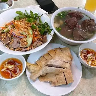 Bún Ngan 65 Lý Nam Đế: Hương Vị Đậm Đà Giữa Lòng Hà Nội