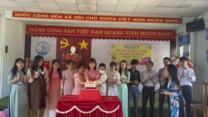 Các Hoạt Động Có Ý Nghĩa Nhân Ngày 8/3 Tại Trường Thcs Và Thpt Lộc Bắc