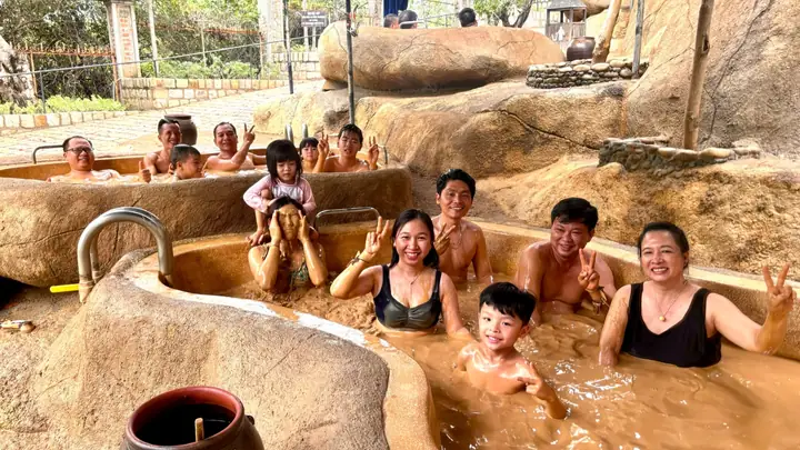 Tắm Bùn Nha Trang: Trải Nghiệm Thư Giãn Tuyệt Vời Tắm Bùn Nha Trang: Trải Nghiệm Thư Giãn Tuyệt Vời
