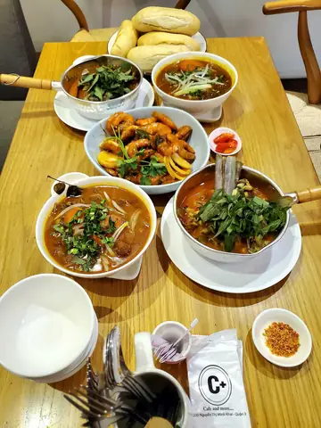 20. Quán Ăn Sáng Cafe Sài Gòn – C+ Cafe