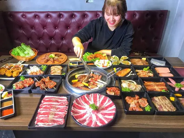 Buffet Nướng Giá Rẻ Nổi Tiếng Deli 4b - Bbq & Hotpot