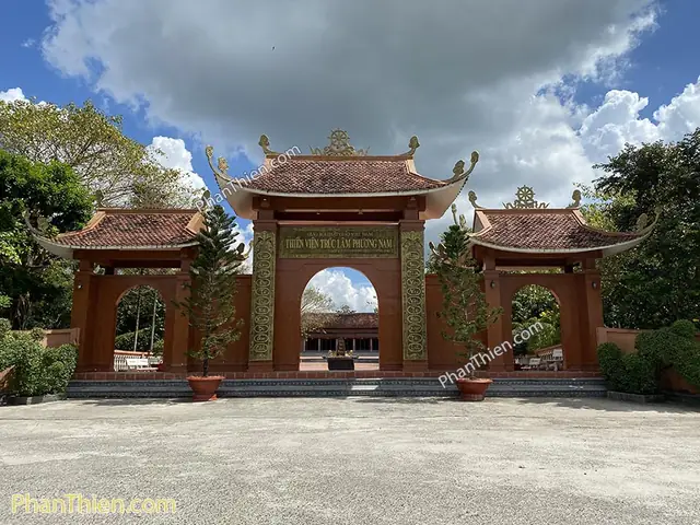 Thiền Viện Trúc Lâm Phương Nam (cần Thơ): Thiền Viện Trúc Lâm Phương Nam (cần Thơ):