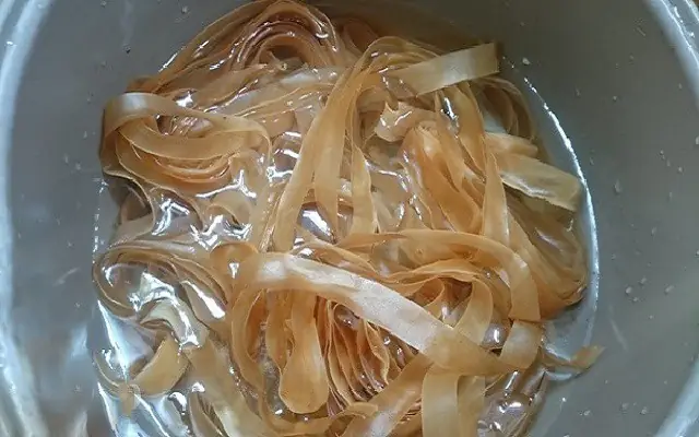 Cách Làm Bánh Đa Trộn Đơn Giản Cách Làm Bánh Đa Trộn Đơn Giản