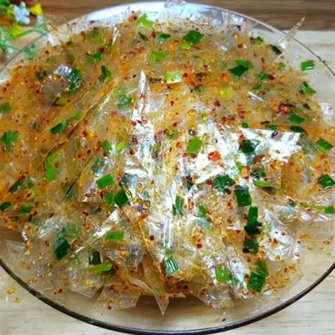 Bánh Tráng Trộn Mỡ Hành Sa Tế Thêm Cay Nồng Bánh Tráng Trộn Mỡ Hành Sa Tế Thêm Cay Nồng