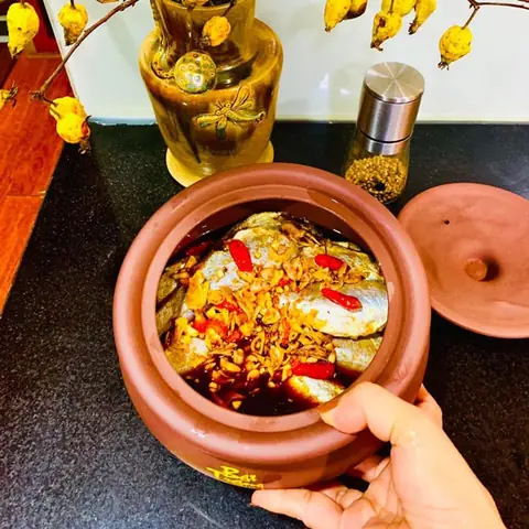 Hướng Dẫn Chi Tiết Cách Kho Cá Bằng Niêu Đất:
