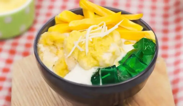 Nguyên Liệu Làm Chè Thái