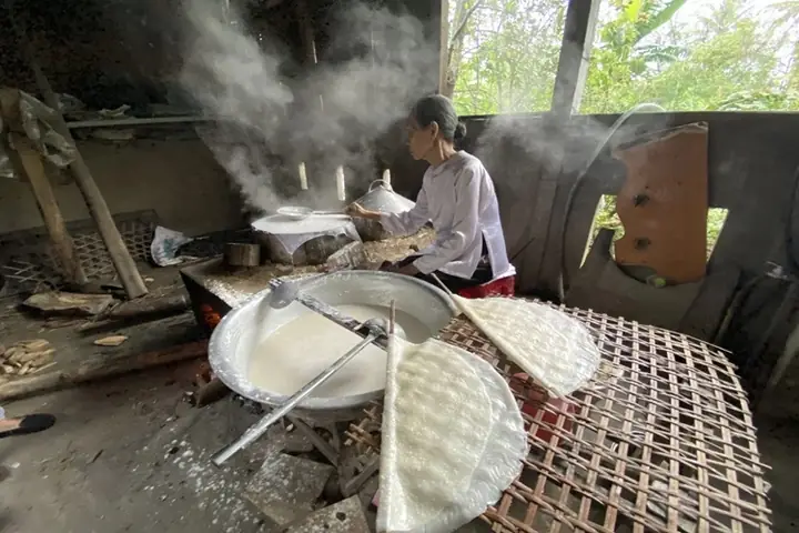 Cách Làm Mềm Bánh Tráng Phơi Sương