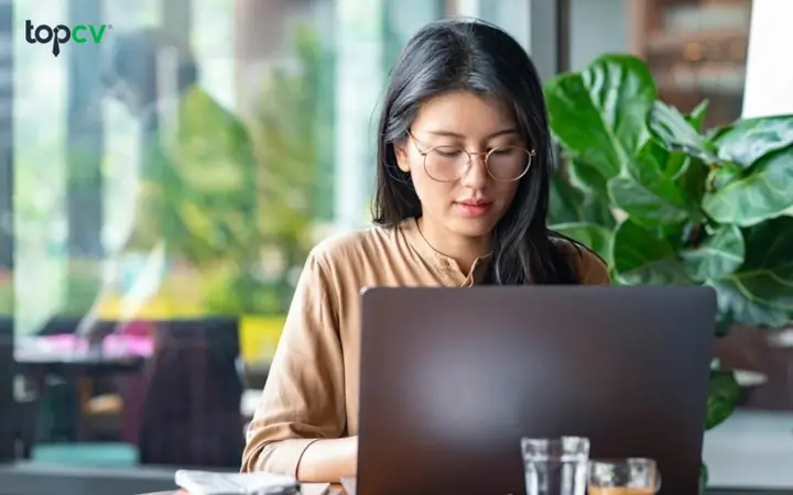 Yêu Cầu Phản Hồi