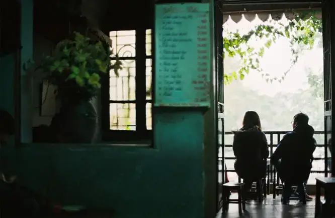 Kinh Nghiệm Khám Phá Hà Nội: Từ Cafe Đinh Đến Những Góc Phố Cổ Kính