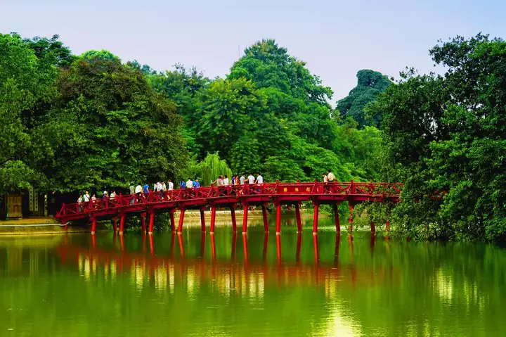 Kinh Nghiệm Du Lịch Hà Nội Chi Tiết Mới Nhất 2025