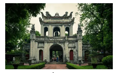 Đoạn Văn Nêu Cảm Xúc Của Em Khi Đến Tham Quan Một Di Tích Lịch Sử - Mẫu 2